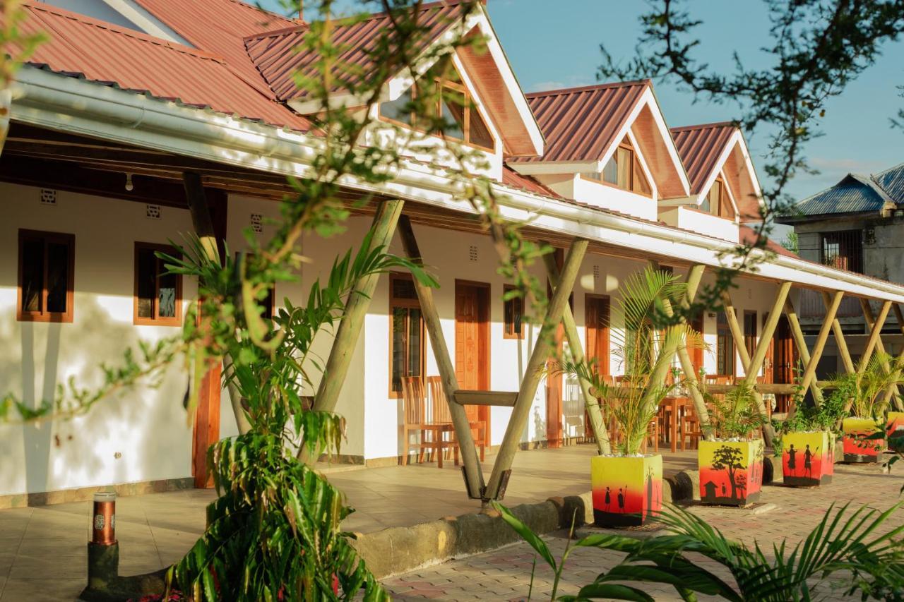 Heart Of Africa Lodge Arusha Buitenkant foto