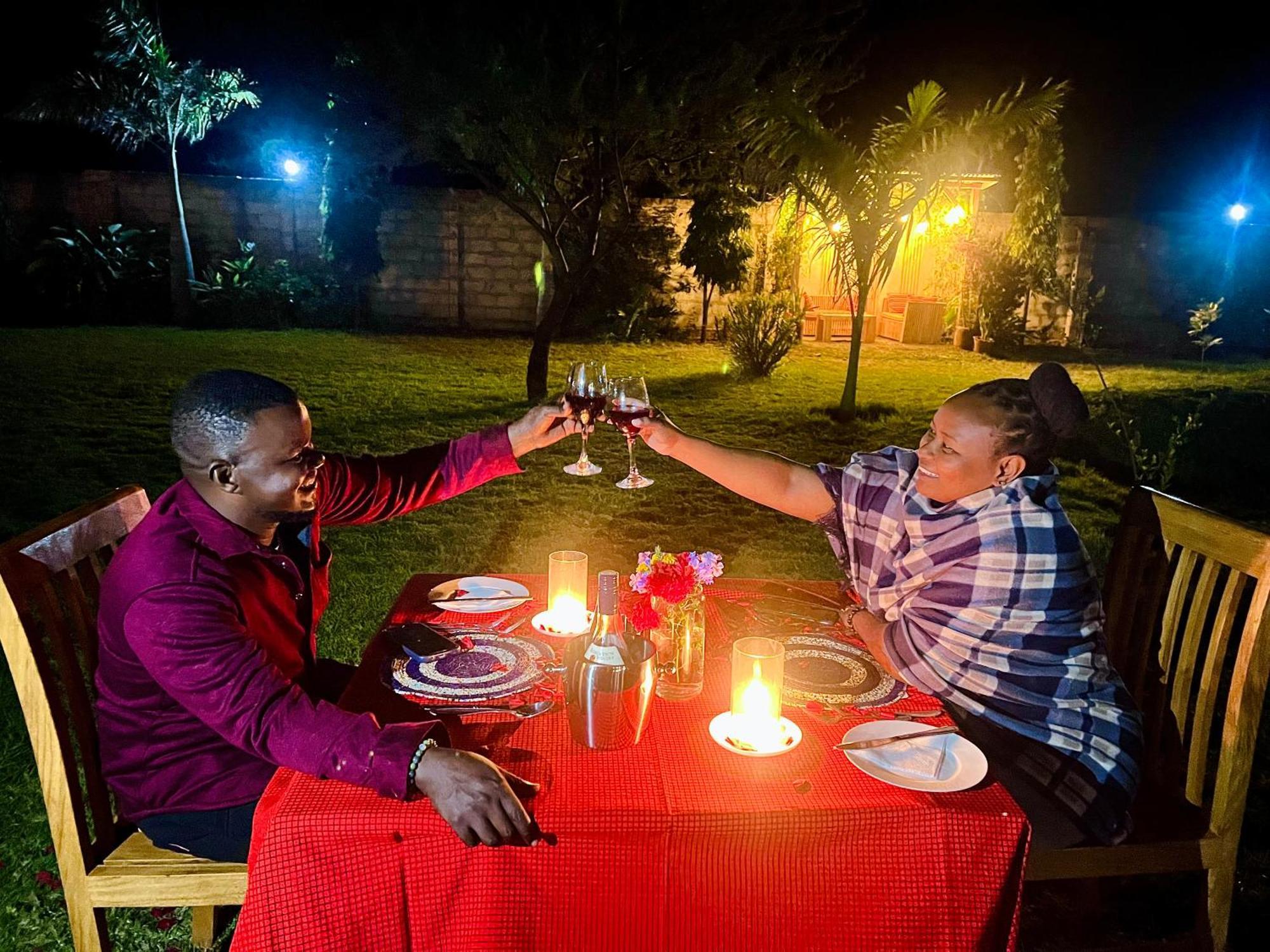 Heart Of Africa Lodge Arusha Buitenkant foto